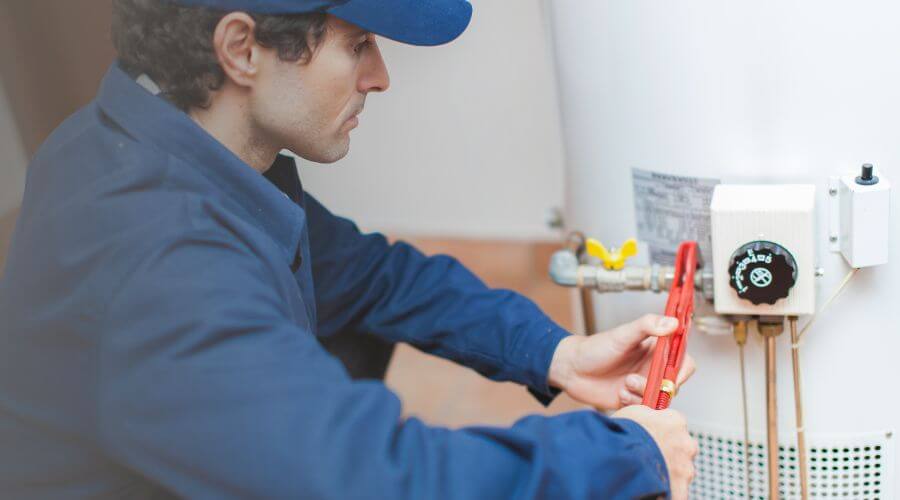 Local tankless water heater installation in Maxwell, NE